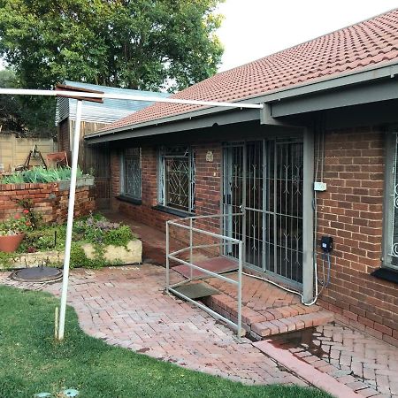 Juds@23 Apartament Bloemfontein Zewnętrze zdjęcie